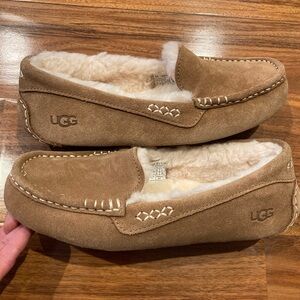 UGG Ansley Chestnut Suede Sheepskin  Moccasins Slippers Shoes Size US 8 Women